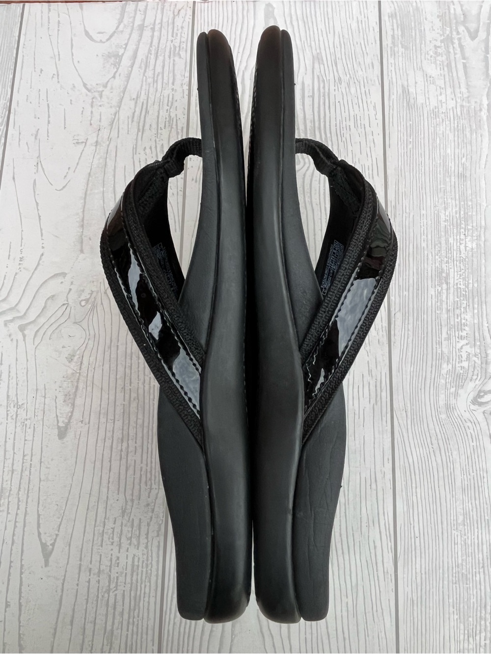 VIONIC Tide II Flip Flop Sandals Black Patent Size 10 M - Picture 5 of 12